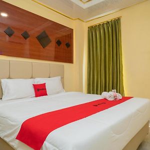 Deluxe Zimmer mit Kingsize-Bett